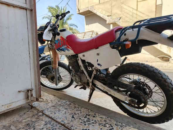 السلام عليكم بسبب الوعود الكاذبه اعيد النشر هونده باجه للبيع مبدل بيه بس رنكات ولباقي مكفول حلوه مانقصه شي السعر14ورقه وبيه مجال للشراي رجان المايشتري لايخابر رجائن ميسان قضاء كميت ‏‪***********‬‏ او مراوس حسب القناعه
