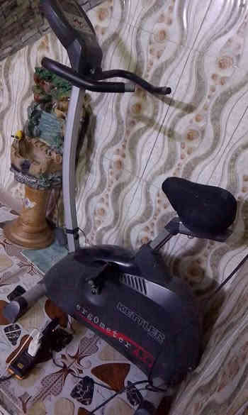 بايسكل رياضي كلة شغال وكلش نضيف كهربائي سعر 100نهايته الشراي يجي خاص لو يتصل على رقم***********
