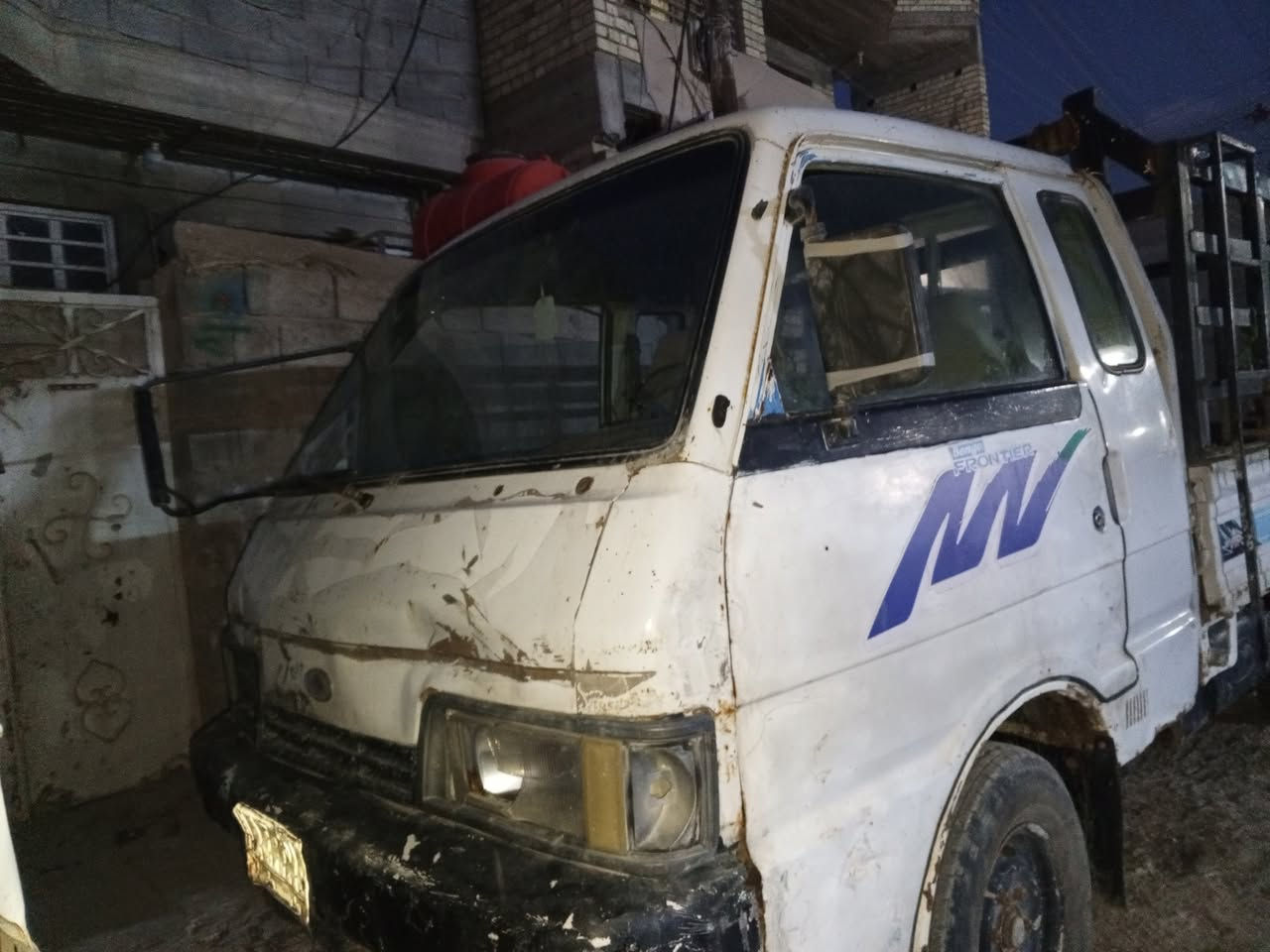 كيا بنكو للبيع 94تخم تاير كير ومحرك واكسن وشاصي مكفولات السعر 40 وبها مجال حك الجيه الرقم ***********
