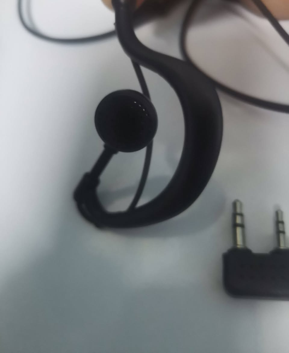 سماعه بهذا الشكل والترتيب
فيشه مزدوجه
السعر ٣ ألاف فقط
متوفر توصيل جميع المحافظات


**إذا كنت صاحب هذا الإعلان وتريد حذفه لأي سبب، رجاءا أرسل رسالة إلى الدعم الفني**