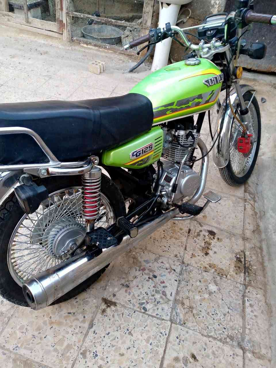 سلام عليكم دراجه للبيع موديل 23 اوراغ5 مكاني واسط الزبيديه محرك مكفول ***********
