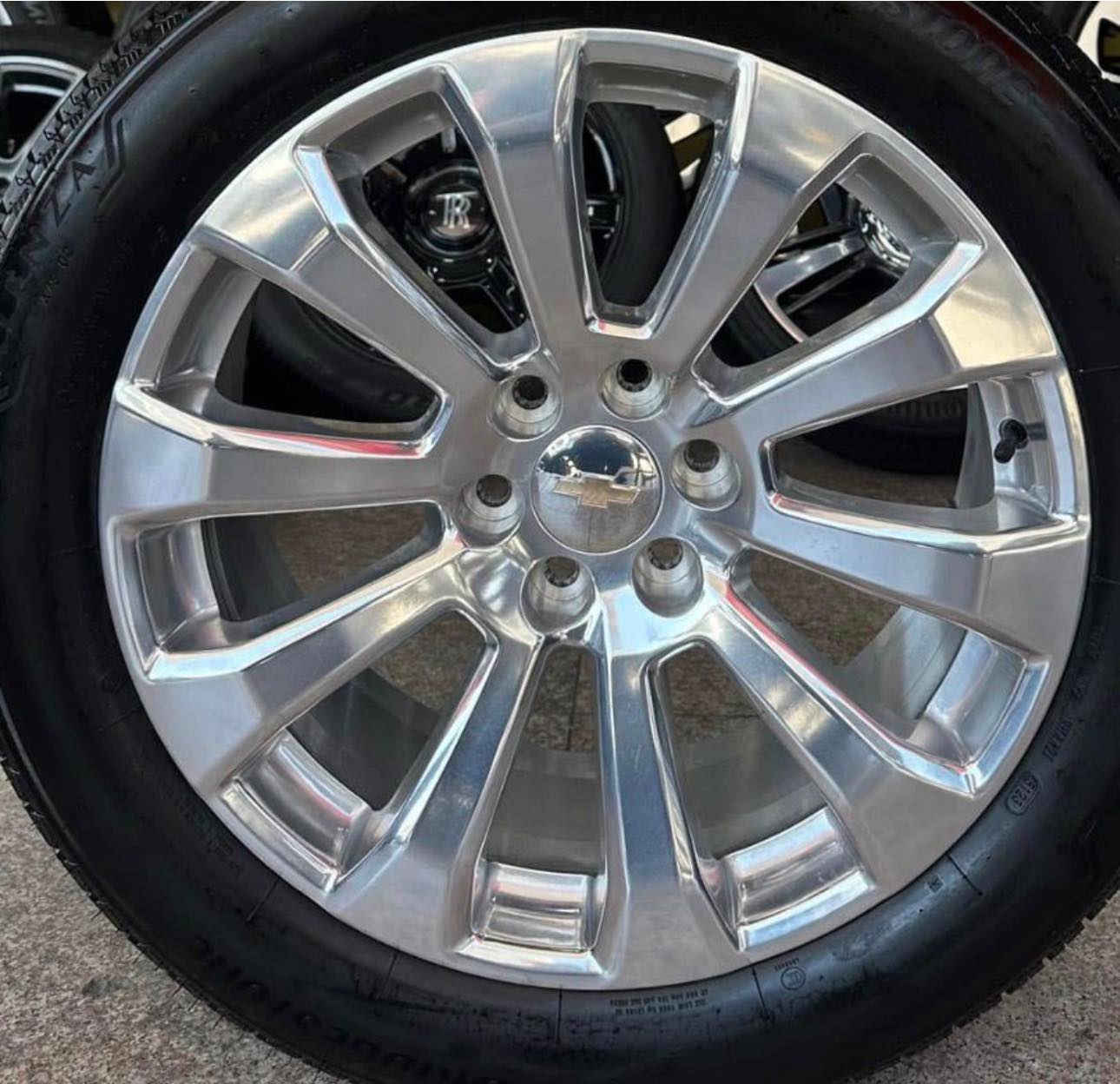 السلام عليكم عندي من هذا الويل واريد مراوس بهذا الشكل
‭0770 647 1727‬
