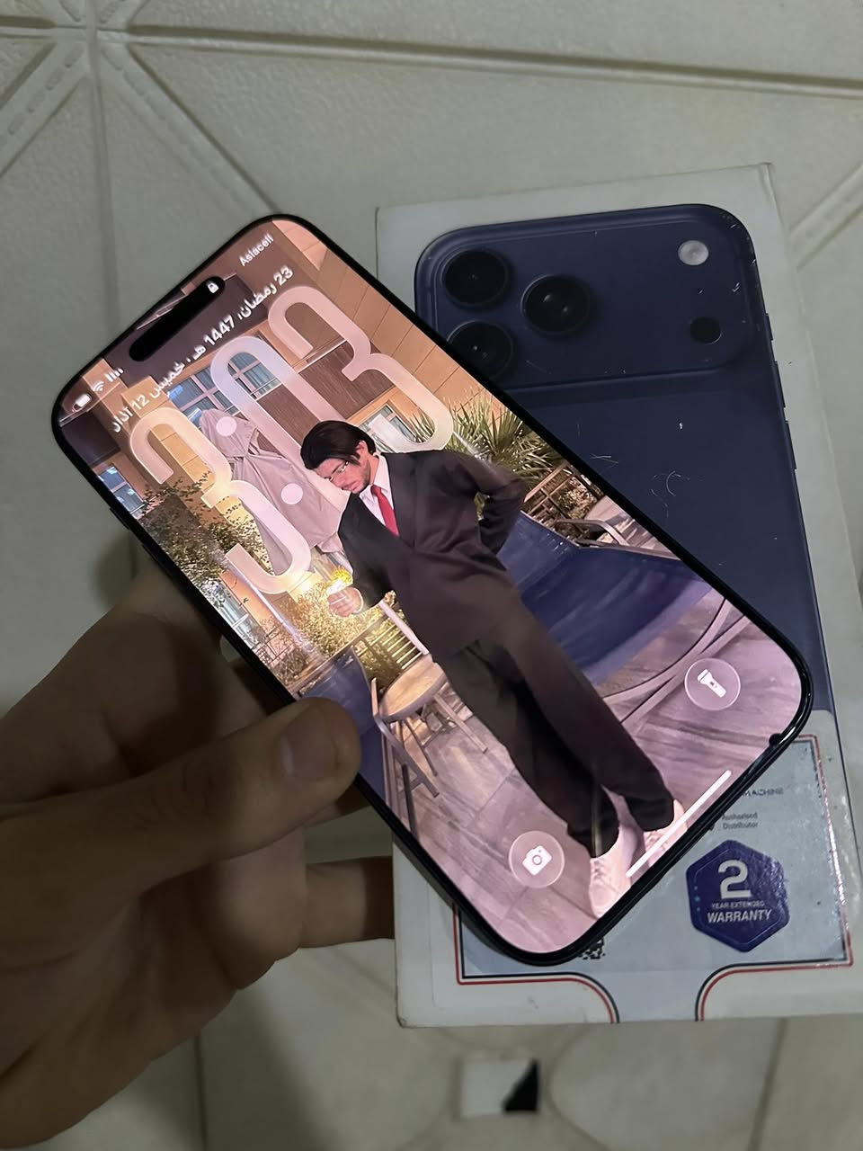 آيفون 17 برو ماكس عربي شرق اوسط بعده بحالت لوكاله ضمان ليبي ان سنتين بطاريه 100 مشحون 145 ذاكره 256 شريحه فعليه كامل ملحقاته معاء عدسات لنك الأصليات بس بي هاي نقطه سوده أصلا مابينه وماعليه شيء وإذا تخلي على وضع داكن تختفي نهائياً سعره 1700 غير قابل ل نقاش ماتحصل بهيج سعر بس لان محتاج رقمي ***********
