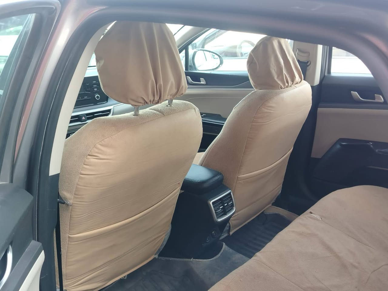 كيا خليجي سياره جديده محرك 2000 موديل 23رقم معوقين مثنى بسم ولد شاب السعر 170 ***********
