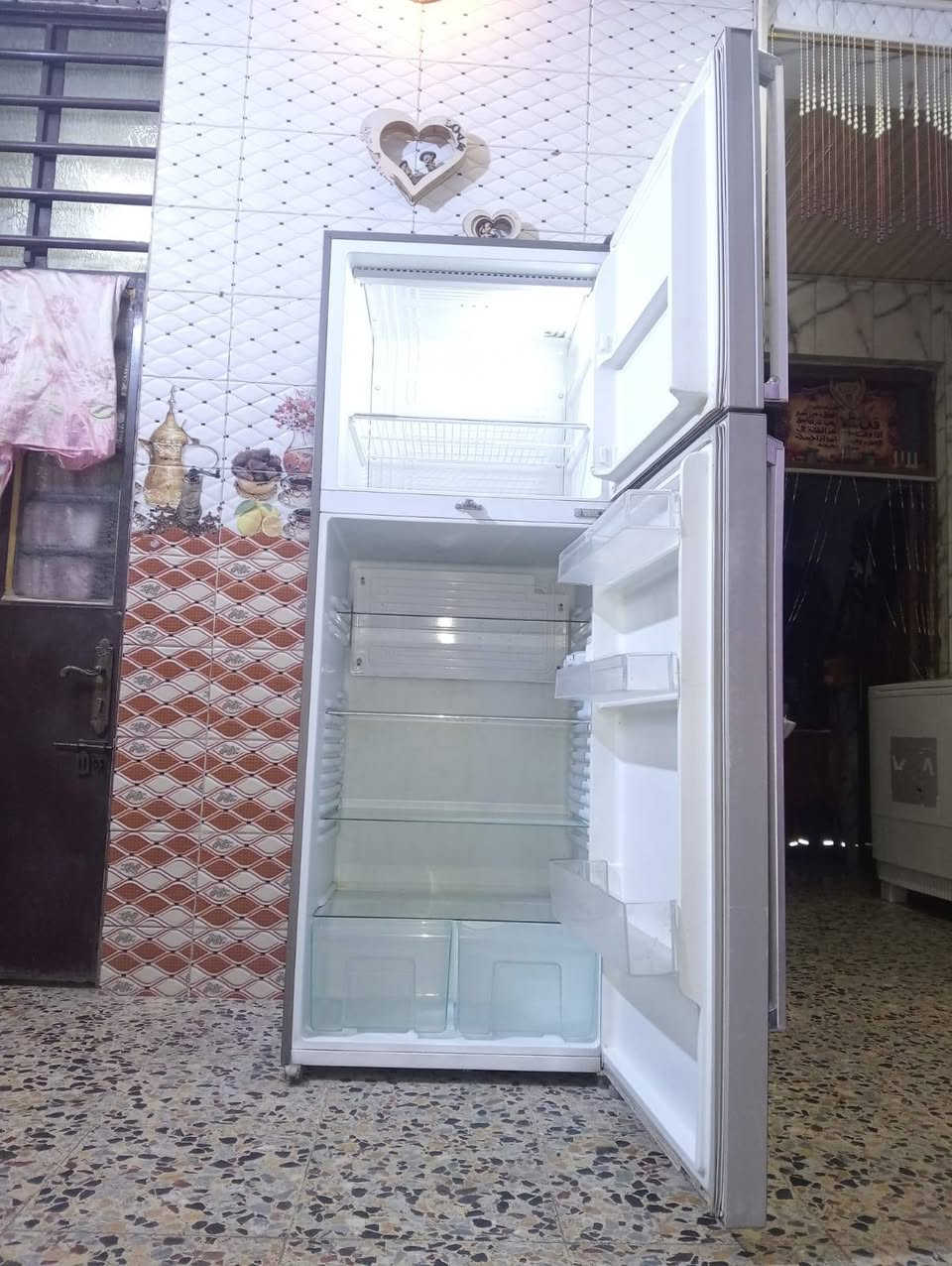 ثلاجة نضيفة جدا 22 قدم السعر 200 الشراي خاص يوجد توصيل


**إذا كنت صاحب هذا الإعلان وتريد حذفه لأي سبب، رجاءا أرسل رسالة إلى الدعم الفني**