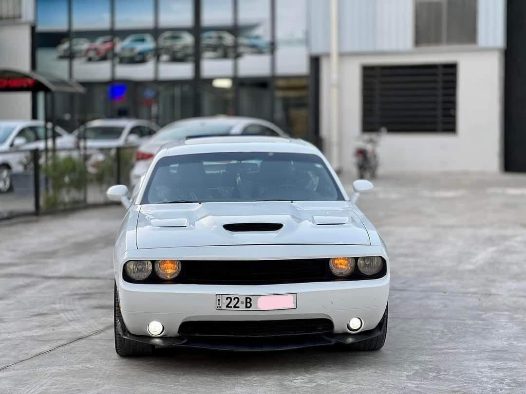 السلام عليكم
جالنجر 2012 للبيع SXT PLAS

كير محرك كفاله

تدفئه تبريد شغال 

كهربائيات كلها شغاله 

سياره حلوه ومرتبه مال بيت 

ضررها جاملغ وباب سكن 

وبنيد محدث والجاملغ الوره بي تعديل بارد وصبخ شويه 

ابيع حزام سياره حته لاتعبني واتعبك 

سياره فول مواصفات مناقصها شي 

السعر١٠٠  

سياره باسمي سنويه جديده وهزه خلصت بشهر العاشر 

تحويل مباشر  ***********

مكان سياره تكريت 

وشكرا 🤍
