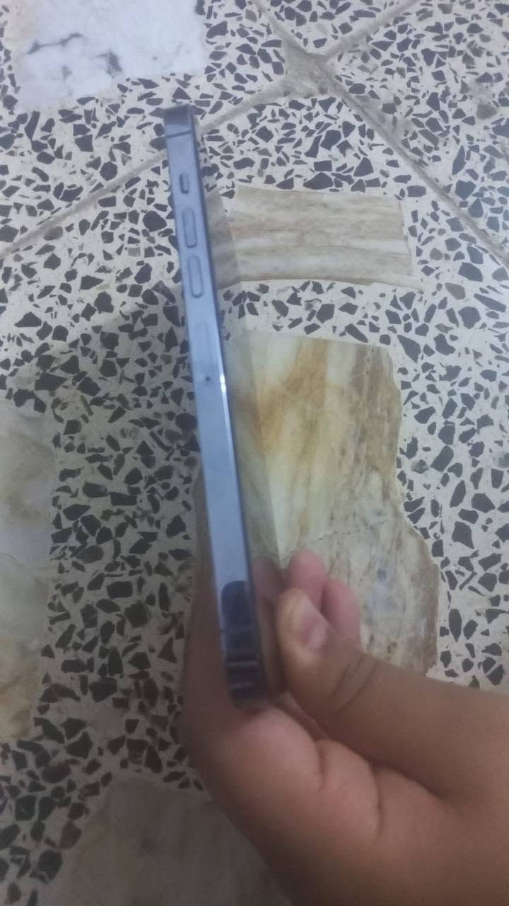 سلام عليكم شباب مكلف بالنشر جهاز ايفون ١٣ برو ماكس للبيع السعر خاص الجهاز امبدل شاشه و كامره و نضيفات و شاشه ما بيه اي خلل آخت الجديده الي يحب يستفسر بعد ع هذه الرقم واتساب *********** و الشراي ما يرده غير السانه
