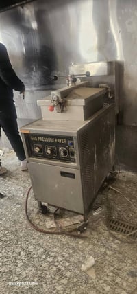 جدر كنتاكي اخو الجديد للاتصال 07712860869