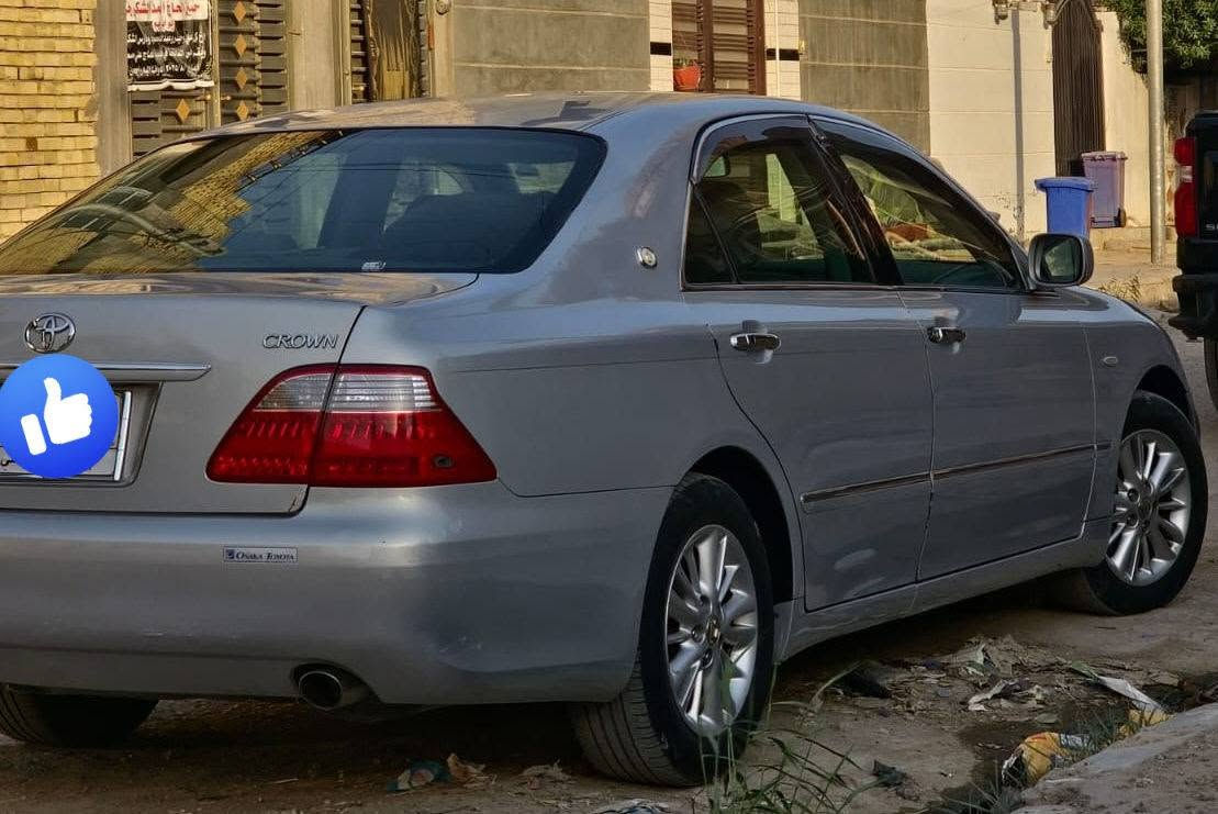 كراون شاهينه ادوات
كصة قمارة 
3 دگم 
2005
تبريد ثلج
تخم تاير جديد
سيارة جاهزة ماتصرف عليها ربع 
 سعر 40 ورقه مكان ذي قار شطرة ***********

