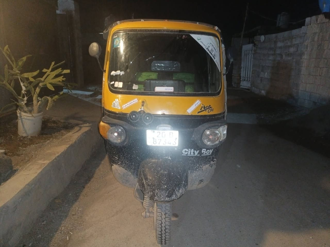 السلام عليكم شباب تكتك بياجو موديل 17 لوحه وسنويه ديالى تحويل مباشر تكتك محور تي في اس مكينه موديل 25شادينه الله شاهد حاوي كهربيات كله شغاله لامعجون ولاصبغ بلاديه تكتك ممغسوله تجي وشوفه بعينك خير من الله السعر تلاثه 3000ملاين مكاني ديالى بعقوبه ***********
