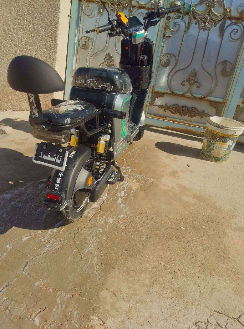 سلام عليكم شباب دراجه شحن R7
السعر 450وبيه مجال رقم الهاتف ***********
