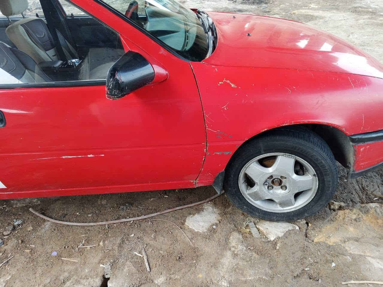سلام عليكم 

للبيع اوبل 
كير محرك مكفول محرك 2000 حداديه جديده تخم تاير جديد كهريئات كلهن شغاله لايت زنون سنويه 27 تحويل مباشر 28 وبيها مجال الطيبين مكان السياره واسط الصويره 

للاستتفسار الاتصال على الرقم ‏‪***********‬‏
