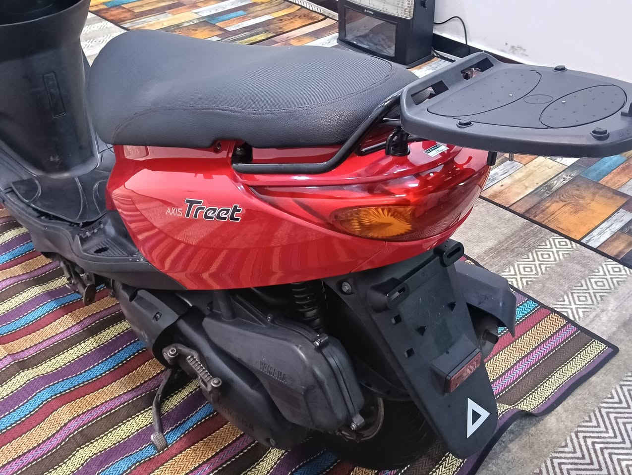 سلام عليكم اكزز ياباني نوزل وكاله دراجه كارتونه مكينه بلجيس كفرات اصليه ماشيه 12الف دبل سويج أوراق كامله لون مميز الشراي يتصل العنوان بغداد الشعب ***********
