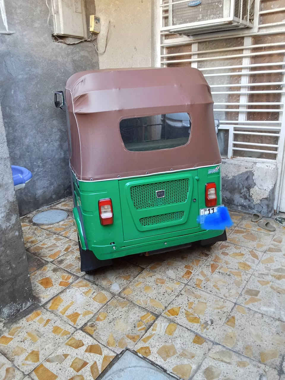 سلام عليكم تكتك مديل22شهر11رقم نكليزي  بسمي مكينة كفالة كشر كفالة داخلة هزة لسعر9300وبية مجال لمكان بغداد رقم الهاتف ***********
