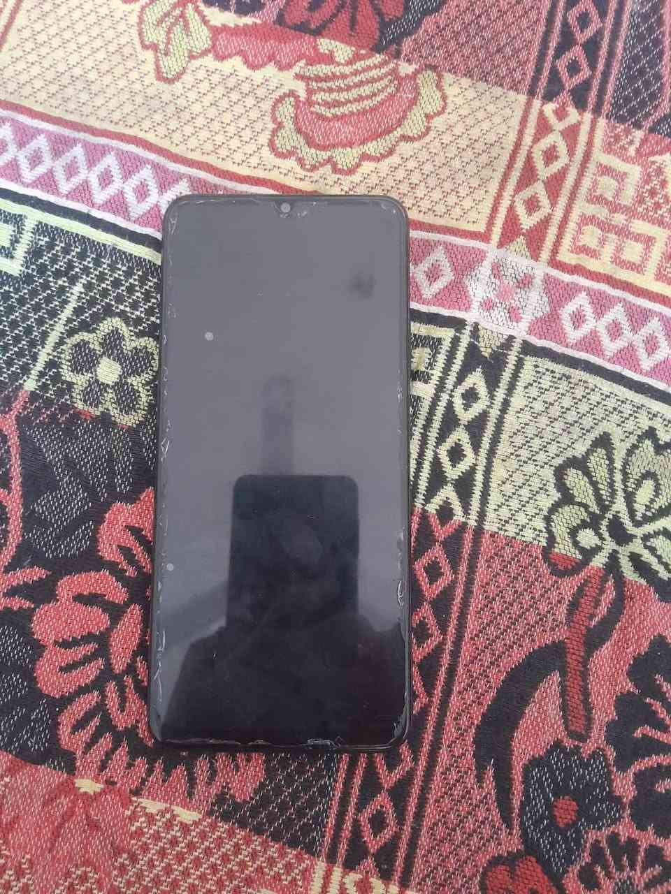 مبايل ريلمي C53 ذاكره 128 تليفون ماطاب تصليح ابد كلشي ما مبدل جديد 40فريم بل بوبجي كامره تخبل بطاريه 5000 شحن سريع المعالج8 رقم *********** بي واتساب وخط او تراسلني فيس متواجد سعر 125بي مجال العنوان بغداد زعفرانيه
