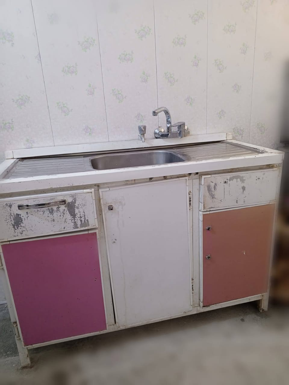 سنكي مع ملحق النجف, العراق


**إذا كنت صاحب هذا الإعلان وتريد حذفه لأي سبب، رجاءا أرسل رسالة إلى الدعم الفني**