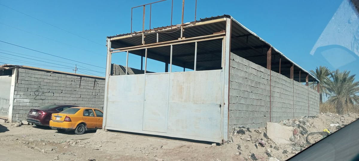 اللهم. صل علـّۓ. محمد وال محمد
السلام عليكم ورحمة الله وبركاته

يعلن. مكتب. الشريفي للعقار.
عن. وجود.  مخزن.  للبيع.  موقع.  تجاري.  الموقع. الحصن.  مقابيل.  الزراعه.  
مساحته. 100.  ع. شارع.  مباشرتا.  جنس. العقار.  
طابو. زراعي. سند. 25.
السعر. 60. وبيه. مجال. اي. استفسار.
***********
***********
***********
