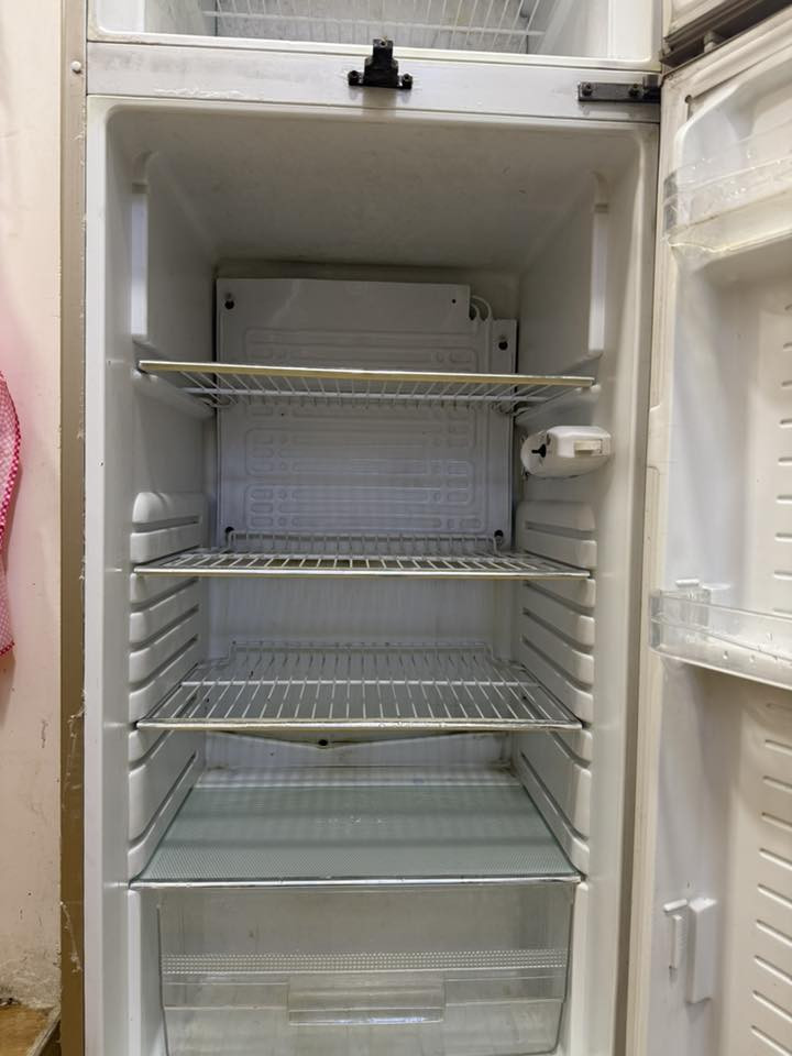 للبيع 
١٤ قدمً
١٢٥ الف
بحاله ممتازه 
***********
