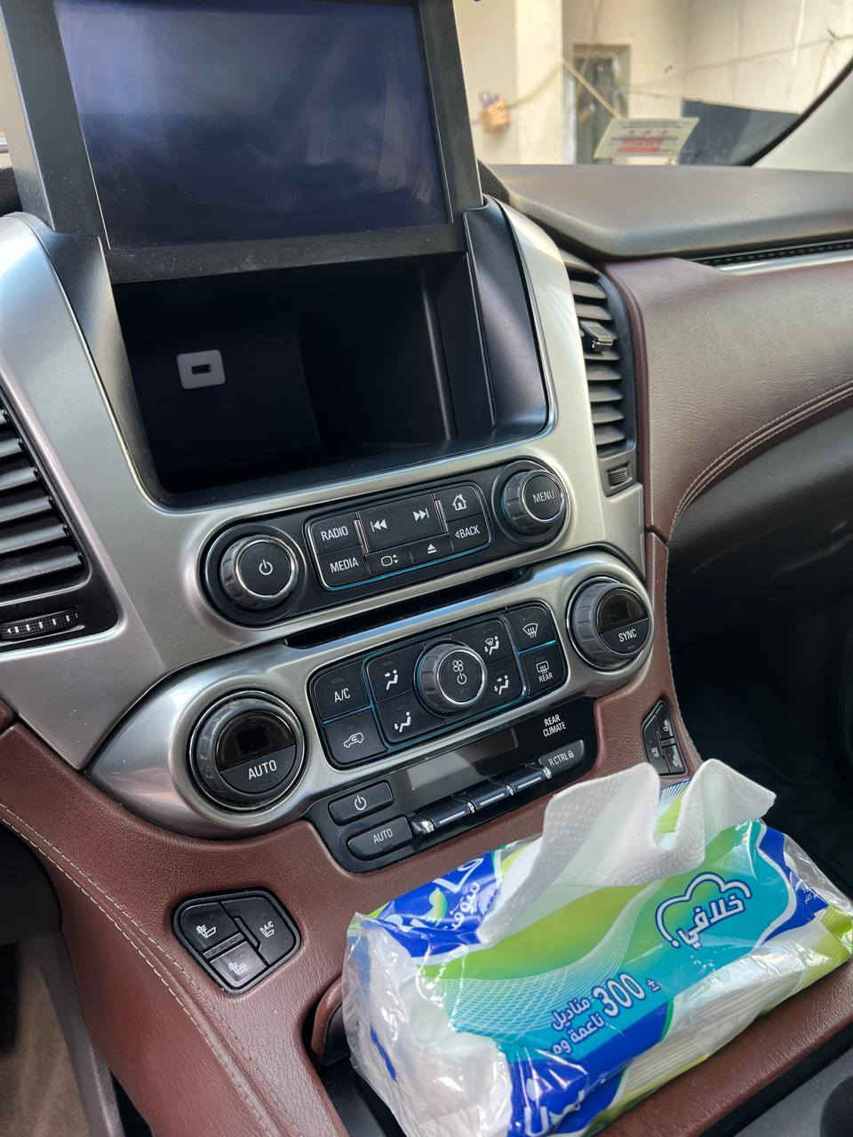 تاهو LTZ فول مواصفات موديل 2016 دخول جديد وارد امريكي حادث جاملغ الامامي مبدل فقط السعر 330 لاستفسار اكثر واتساب الرقم ***********
