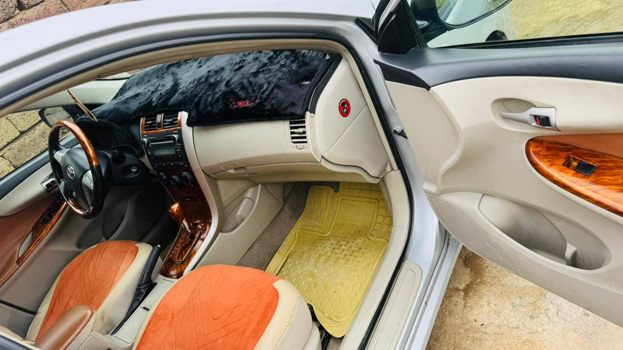 كورلا موديل ٢٠١٣ امريكي 
بدون صبغ بدون ضرر 
رقم سليمانيه سنويه تنتهي بشهر العاشر
كير محرك تبريد تدفئه كلها شرط 
للبيع او المراوس 
مكان السياره الشرقاط 
***********
***********
