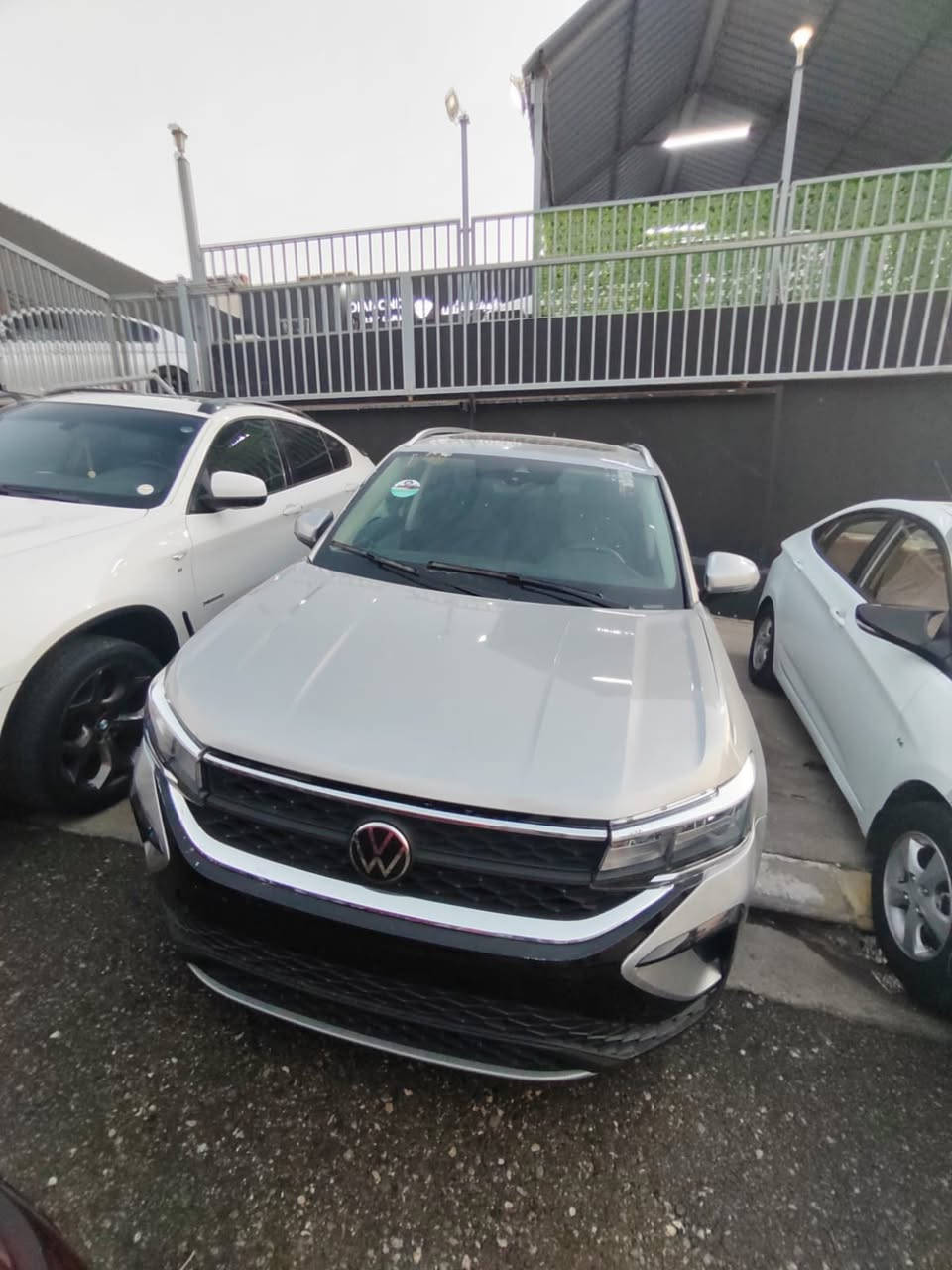 Volkswagen Taos 2024
سبخ ٥ قتعه 
سياره بيدون شنسي 
گدام وره كپس
سعر ١١٢$ مجال
سياره كاتي
شرتي رقم 
***********
