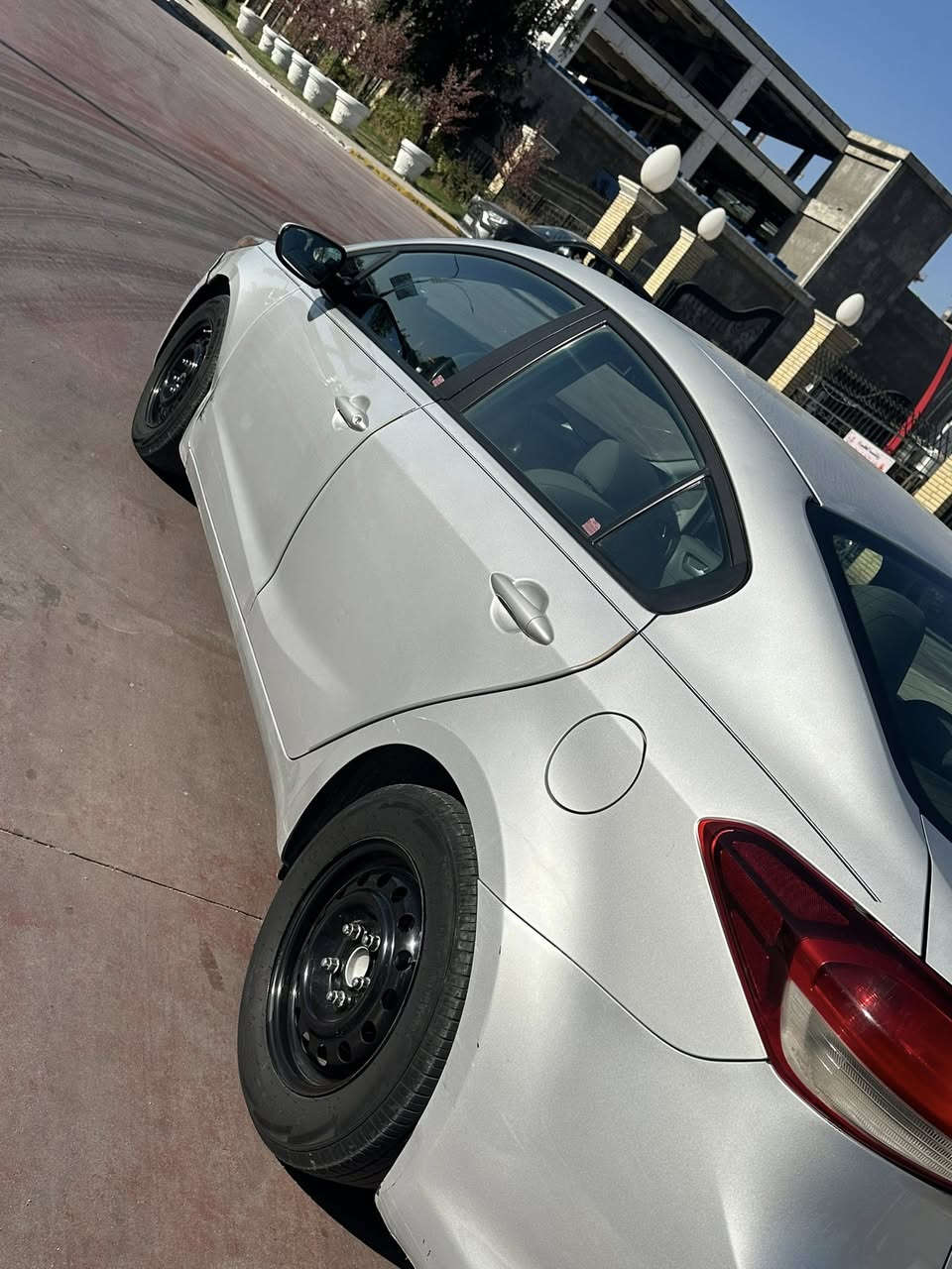 كيا فورتي 2017 أربيل أمريكي حادث بنيد وجاملغ ا محرك 2000 دوش مكينه بيه تبخير سياره جاهزه من كلشي تبريد صدر  كير  كله نضيف ماشيه 180 ميل داخل قماش شاشه عطلات فول تحكم استيرن السعر 105 $  دولار عنوان بغداد الغزاليه رقم الهاتف *********** واتساب واتصال
