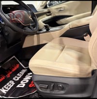 لبيع: تويوتا كراون هايبرد 2023 ال لون المميز تو  كلر ابيض واسود رقم ::...