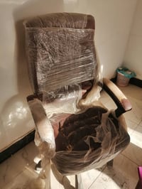 ميز مكتب • كرسي دوار • سوق الشيوخ