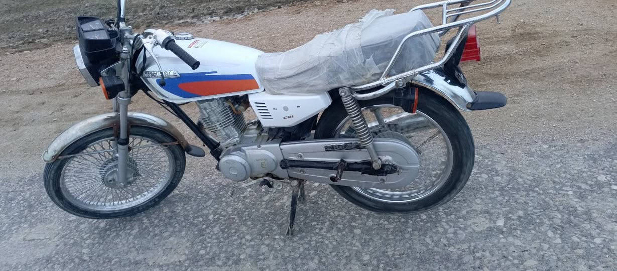 دراجه  تعمير جديد    مال جناي   سعر 450 وبيهاا مجال 
 العنوان رميثه قضاء نجمي 
رقم ***********. متواجد علفيس وتساب
