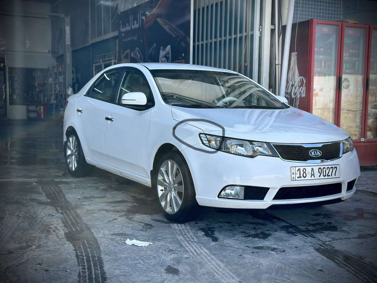 السلام عليكم
سيراتو موديل 2013

ماشيه 250 

بيها خشم جاملغ وخشم البنيد مثلما موضح بالصورة

السيارة جديدة وجاهزة من كلشي ماناقصها برغي

السعر 115 ورقة

السيارة بأسمي تحويل مباشر بأسم المشتري


**إذا كنت صاحب هذا الإعلان وتريد حذفه لأي سبب، رجاءا أرسل رسالة إلى الدعم الفني**