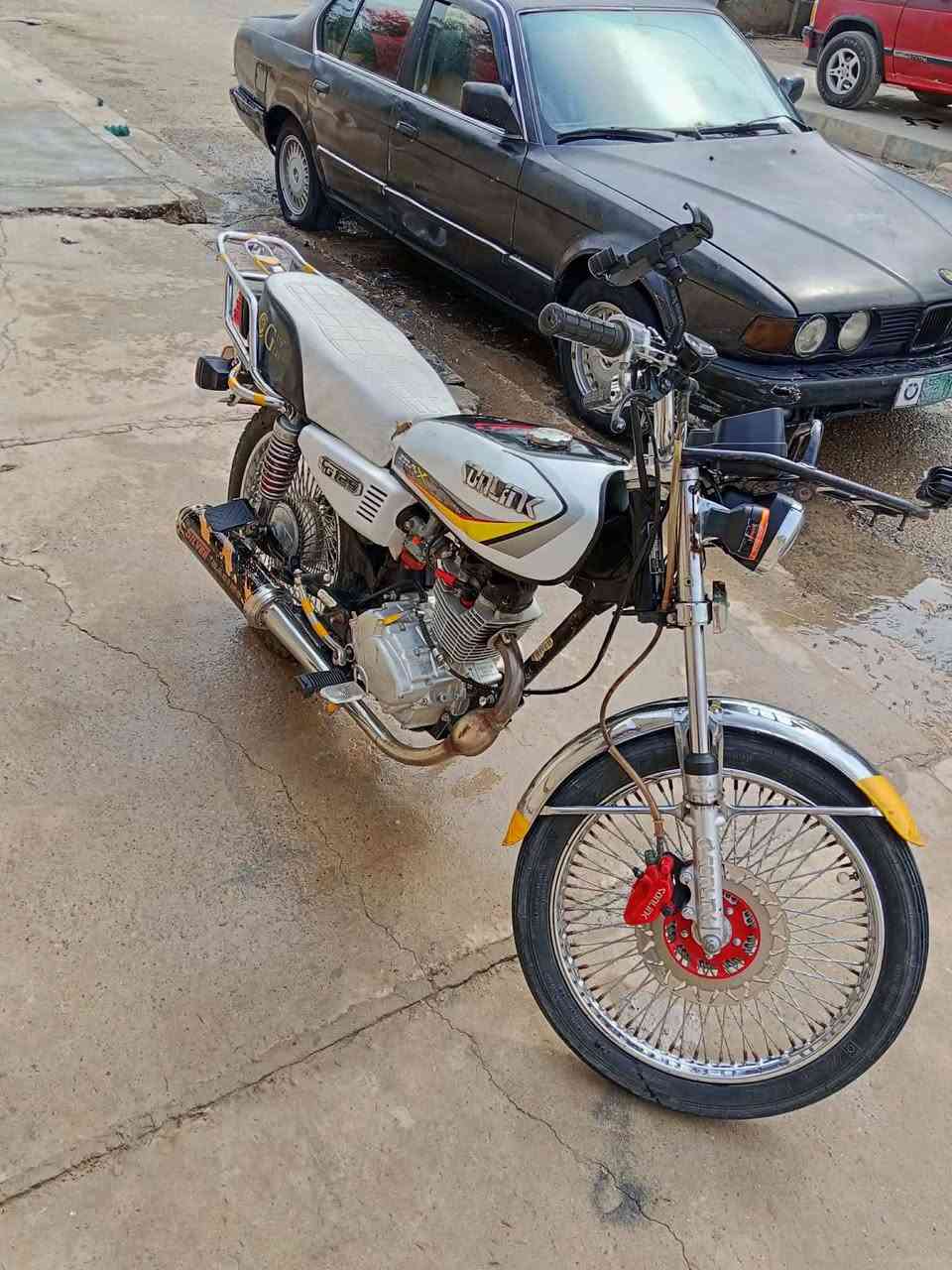 ماطور تايگر موديل 23 للبيع
السعر 540 وبمجال ماكينه ما مفتوح يرهم مراوس ايش عندك نزل تعليقات
***********
