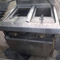 طباخ كنتاكي • ٦ شعلات • كهرباء وغاز
