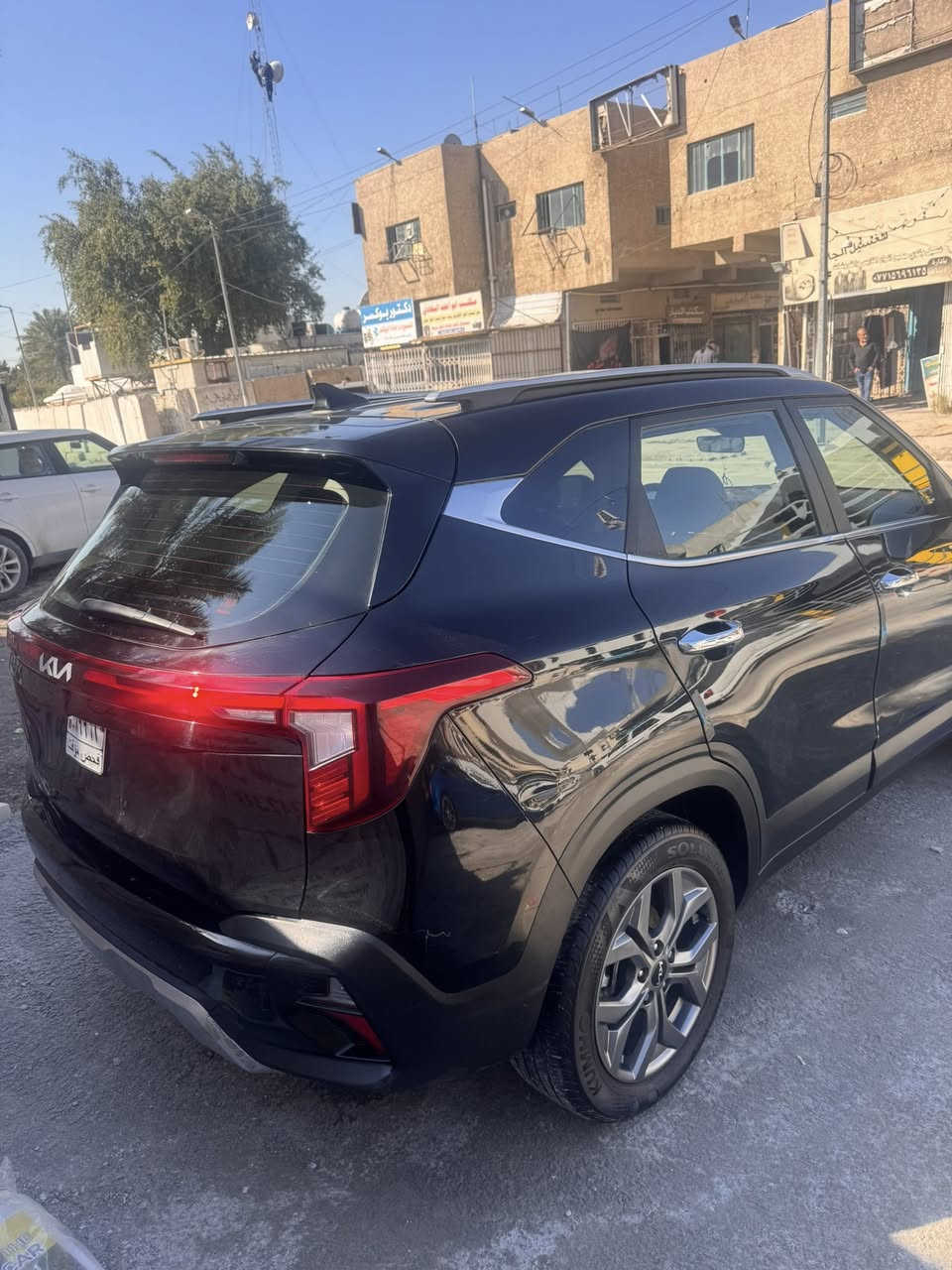 السلام عليكم
سليتوس موديل٢٠٢٤ 
مكان السيارة زيونة حادث سرقة مابيه اي قطرة صبغ بصمة 
السعر ١٥٥ 
متوجود اتصال فقط ***********
