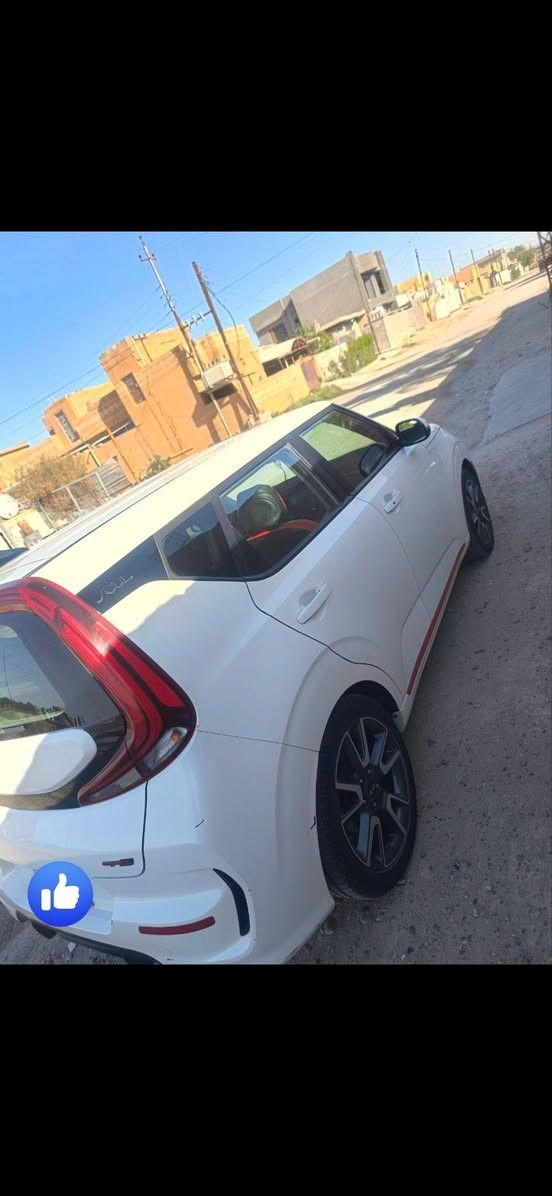 للبيع كيا صول 2020 GTLINE محرك 1600 تيربو
فول مواصفات شاشة كبيرة بلادية مع جهاز CAR PLAY  
بصمة
رادار امامي +جانبي +خلفي 
توقف ذاتي 
انظمة قيادةSPORT+NORMAL 
كامرة تسجيل امامية +كامرة خلفية اصلية
فتحة سقف 
اشاير بالمري
شفتات ستيرن
نشرة ابواب بلادي 
كشنات جلد بلاد + تغليف كشن لون احمر 
كشنات كهرباء +تدفئة وتبريد 
لايتات زينون بلادي 
ويل كروم حجم 18 بلادي اصلي 
حدادية +تايرات امامية جديدة+باتري جديد
حادث امريكا دعامية امامية فقط +حافة باب السائق ايرباك ستيرن فقط وموضحة بالصور صبغ جاملغ وبنيد وباب السائق توحيد لون فقط معجون فقط حافة الباب وحافة الجاملغ والباقي كفالة السيارة
ماشية 61 ميل وقابلة للزيادة 
رقم بابل الانكليزي
السنوية ب اسمي نافذة قبل اسبوعين تحويل مباشر 
السعر #135$ وبيها مجال
العنوان بغداد الدورة قرب فلكة ابو دشير
الاتصال ***********
متواجد واتس
