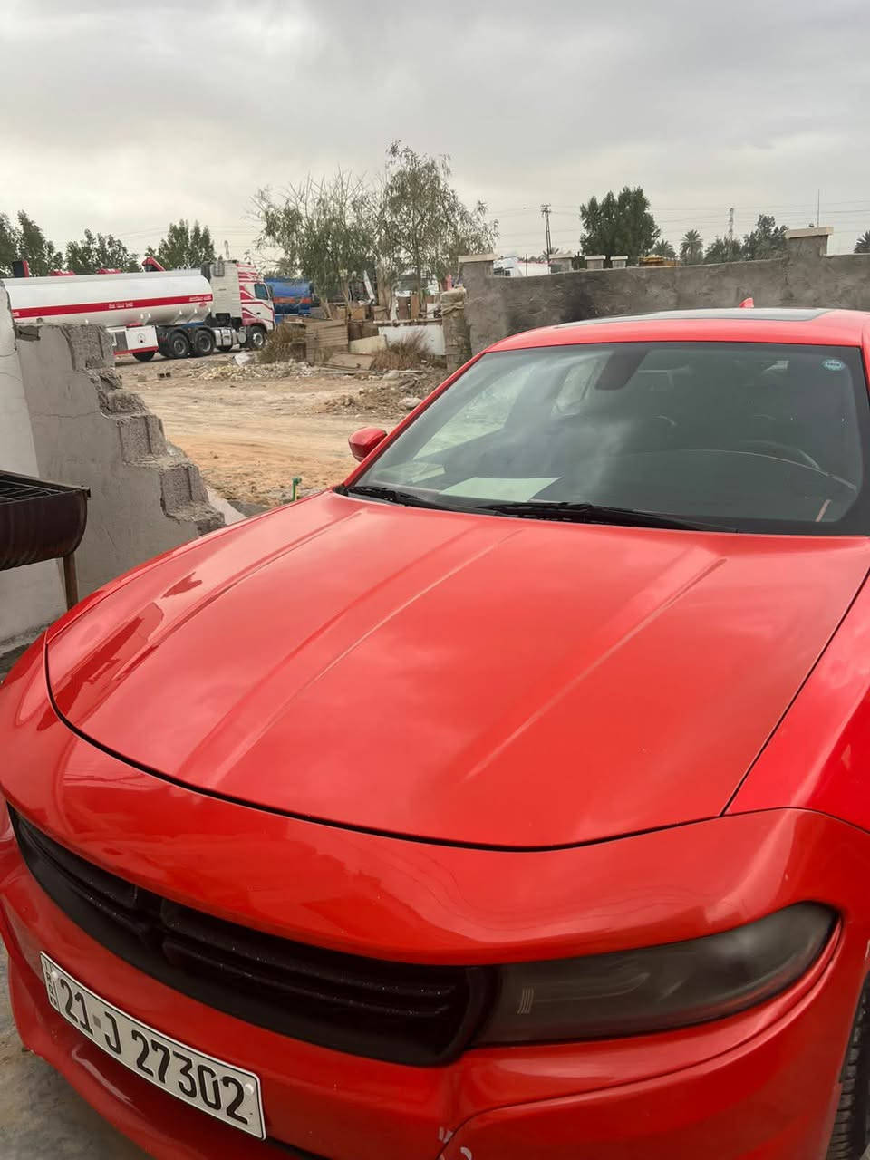 السلام عليكم 
يالله جارجر الون برتقالي 2018
SXT
3.600
السيارة فول 
فتحه 
شاشه جبيره
ستخدام شخصي 
حادثه موضح ب صوره 
بدون دواخل 
المكان بغداد 
 السعر 185 بيه مجال حك الجيه 
الاستفسار ‭٠٧٧٢ ٨٣٩ ٦٨٠٤‬
