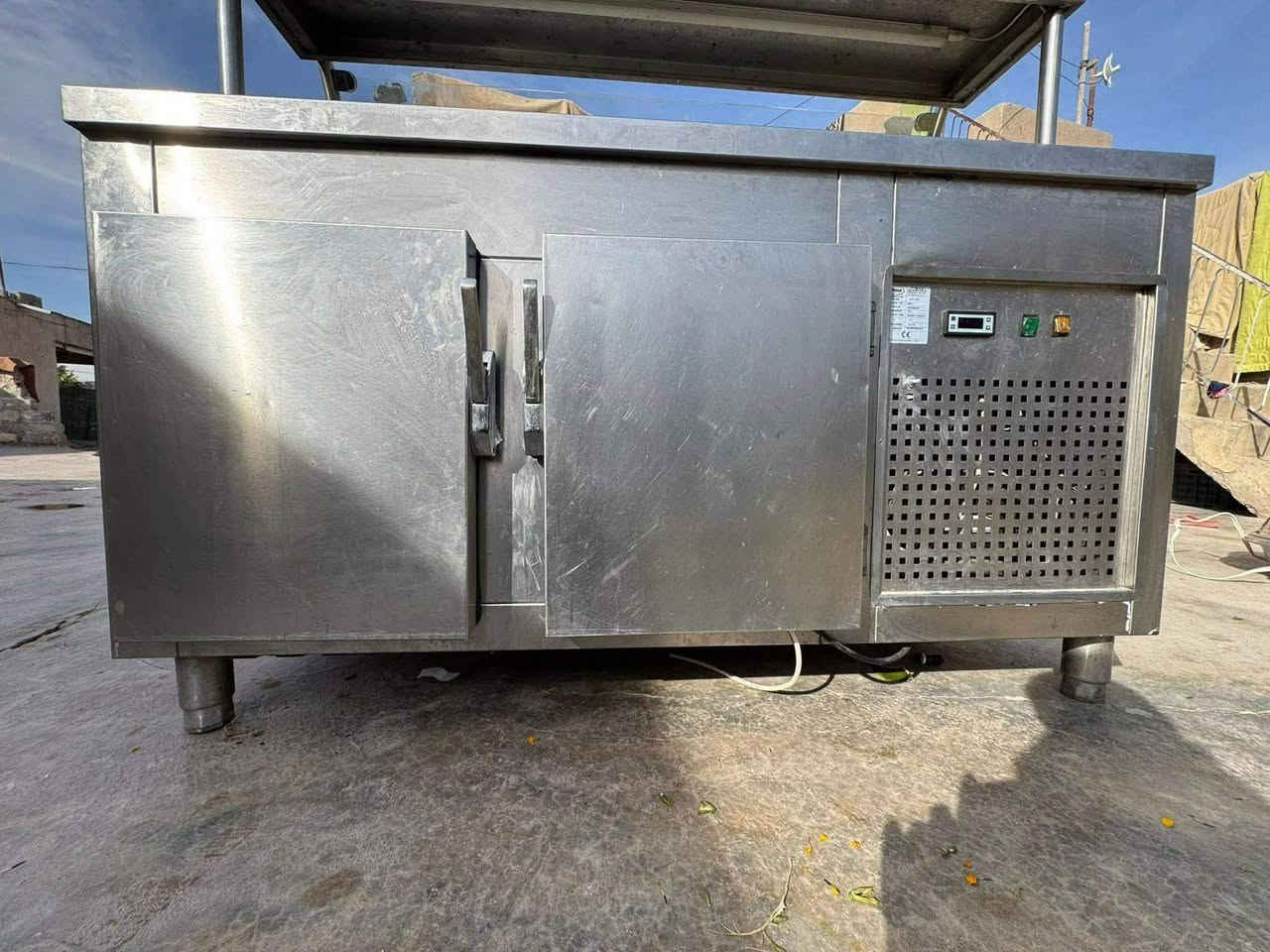 نقليات كركوك البيرق لنقل البضائع والاثاث والمنازل والسلع من كركوك لجميع المحافضات ذهابت ويابت ويتوفر خدمه طلبات سريعه محافظات بيرق 2 ,***********و***********و ***********. بي إدارة صاحب النقليات
