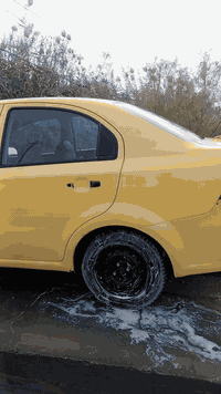 افيو اصفر خليجي مسكر كير ومكينه وتبريد شغال بسمي رقم انكليزي بغداد تخم تاير جديد سلف داينمو كله جديد حداديه 70٪ باتري جديد مكاني بابل القاسم السعر ٥٥ وبيه مجال للشراي بدون امراوس
***********
