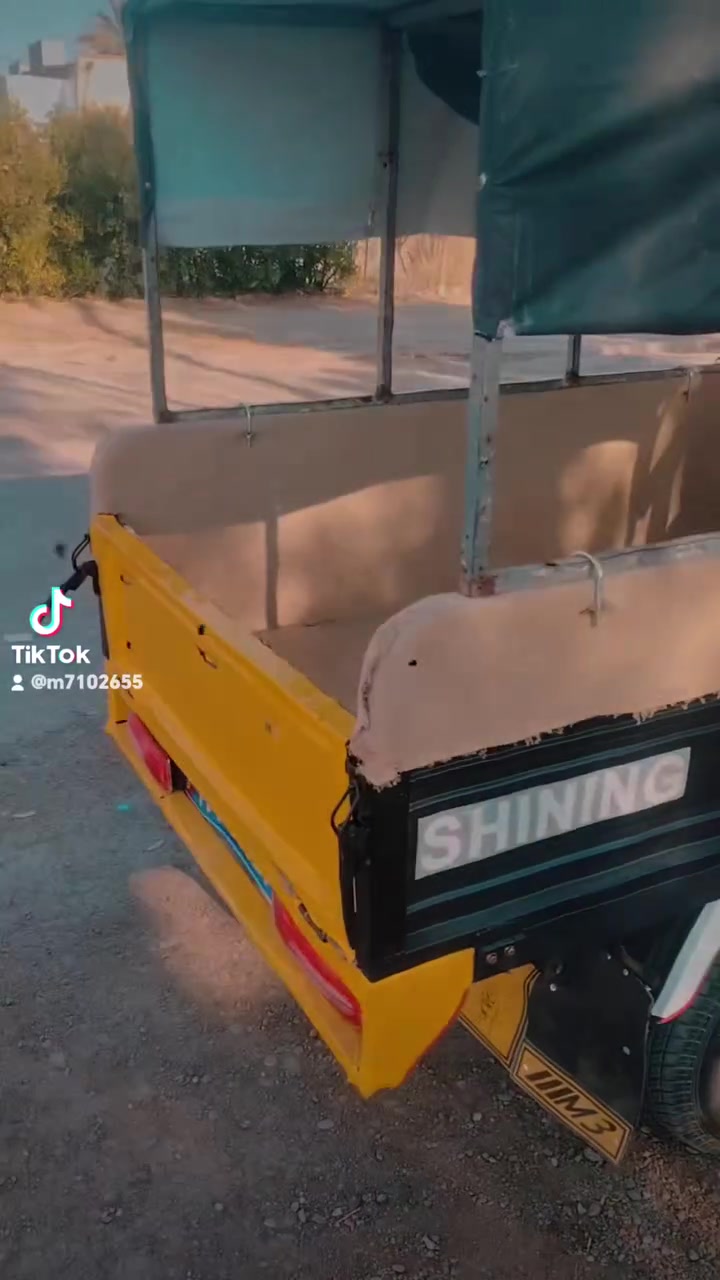 سلام عليكم ستوته للبيع موديل 21محرك21مكفوله من السرقا ركبه شرط ستوتا كاعده اي لحيم ما بيها بدون أوراق السعر 1550وبهيا مجال حك الجيه مكان كركوك شقق الغاز ***********
