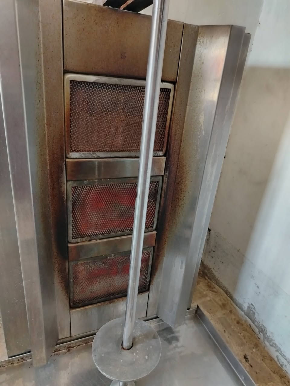 للبيع
غساله وشوايه مستعمله شي قليل
سعر الغساله 50
الشوايه 100
الإتصال ***********
***********
