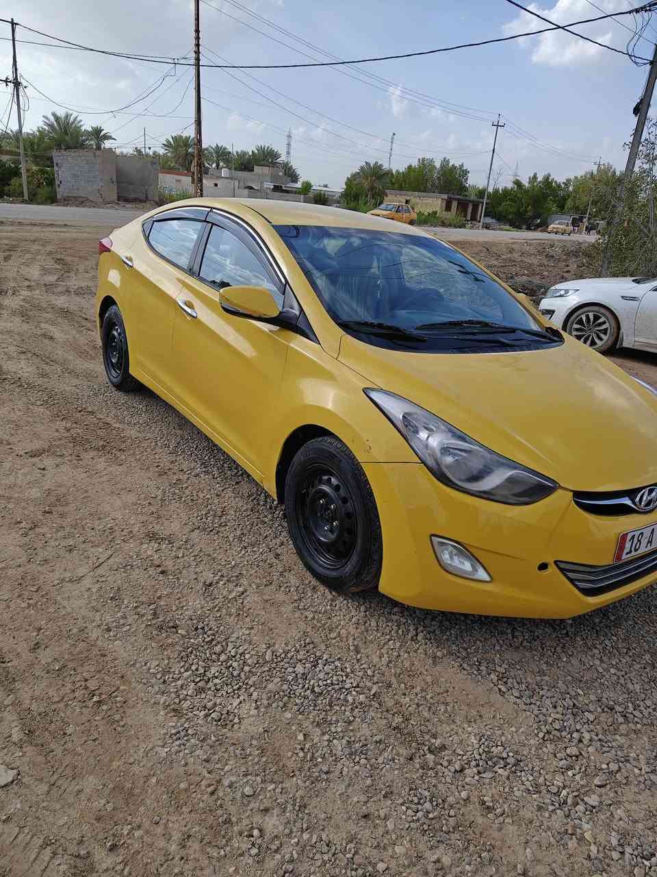 السلام عليكم
إلنترا موديل 13 خليجي 
سونار وهزه جديده 
سياره مكفوله 
حداديه كير محرك خير من الله تجي وتشوف بعينك مكان دوانيه تواصل خاص او اتصل ***********
