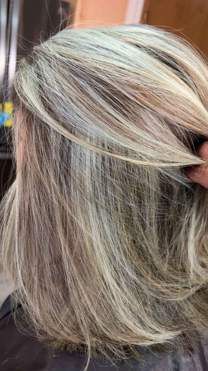 ✨ **صالون تاج الملكة** ✨  

📍 **العنوان**:  
تكريت، شارع الأطباء (بداية شارع الإنشائيات)  
قرب الكراج الربع طوابق القديم، بقرب  مزار الأربعين  
بجوار  شهرزاد للعناية بالظافر، وتجهيزات الصفاء، ومجمع عشتار.  

📅 **مواعيد العمل**:  
يوميًا من **11 صباحًا** حتى **11 مساءً**.  

📞 **للحجز والاستفسار**:  
واتساب / اتصال: ***************  

🎉 **خصومات وعروض مذهلة تنتظركم!**  
لا تفوتوا الفرصة، زورونا واستمتعوا بأفضل الخدمات! ❤️ #صلاح #الدين #تكريت
