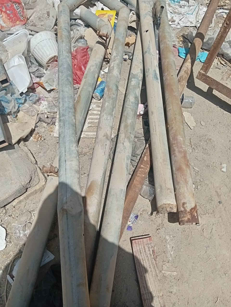 سلام عليكم بوراري عدد ٦/
طول ٢١٥/بوري حديد ثقيل طول ٣٦٠/ باب حديد 
وي جربوبة كامل ثقيل طول ١٧٠


**إذا كنت صاحب هذا الإعلان وتريد حذفه لأي سبب، رجاءا أرسل رسالة إلى الدعم الفني**