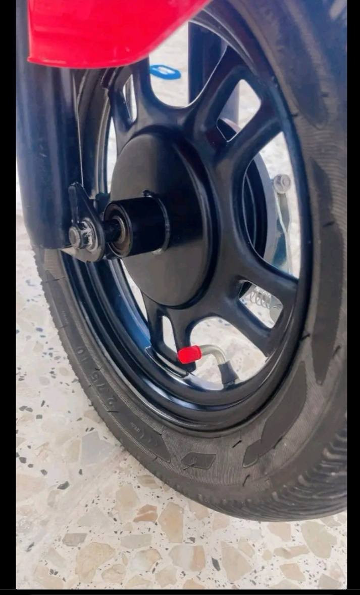 دراجه شحن للبيع نضيفه كلشش والله قبل شهرين نزلتها من الخان دراجه (اربع باتري)(25انبير)تحتوي الدراجه على (شاحنه)دراجه كلشي مامبيه وعلي دراجه ناشطه وسرعته 60حقيقي دراجه سعرها 325وبيها مجال هواي بيها مجال دراجه اربعطعش من شركت ساو احمر نضيفه دراجه كدامك بل صور مكاني نجف الاشرف كوفه علوه الفحل يم جسر الامام علي (ع)


**إذا كنت صاحب هذا الإعلان وتريد حذفه لأي سبب، رجاءا أرسل رسالة إلى الدعم الفني**
