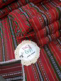 صوف شانيل سوري • مفرش ١٥٠×١٥٠ • ٤ كوشات ٤٥