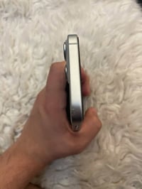 شباب عندي15عادي بطارية88ذاكرة128السعر650 وبي مجال 07716504180