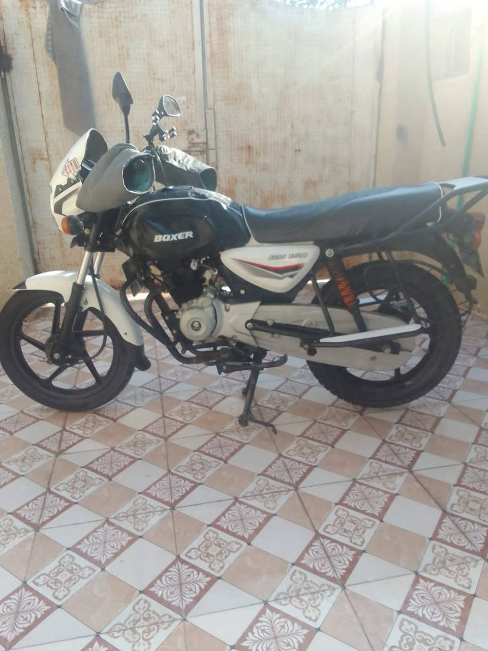 بوكسر 2021 مرقم ثاني يوم تحويل نضافه فول اي شي مناقص دراجه ول دراجه زيرو مماشيه هواي السعر 1750 وبيه مجال هاتف ***********
