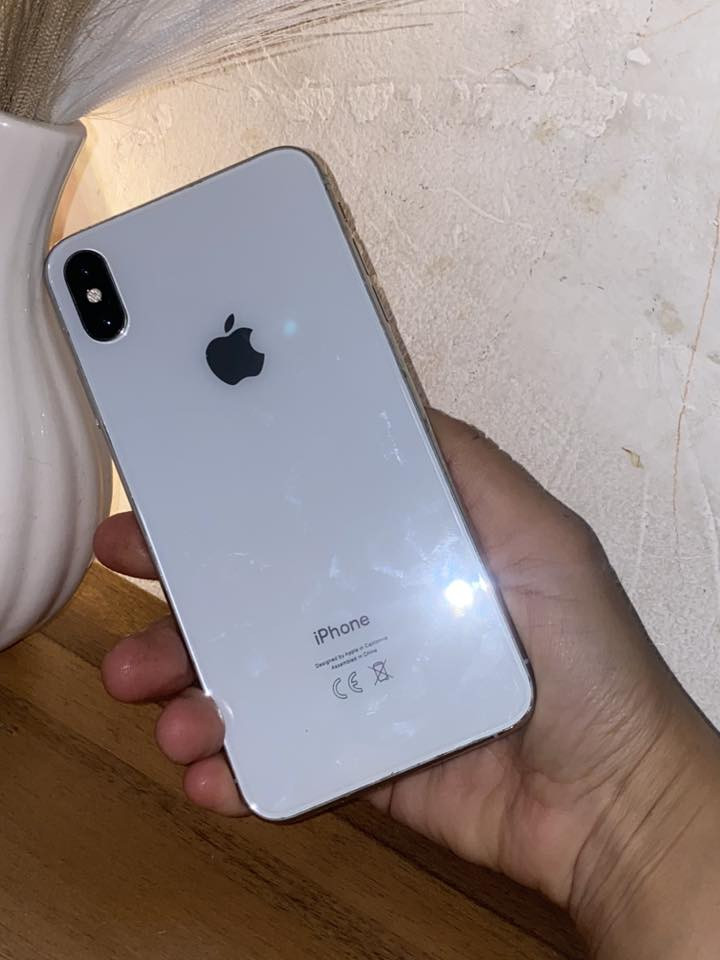 ايفون xماكس للبيع سعر 225وبي مجال للشراي 
***********
