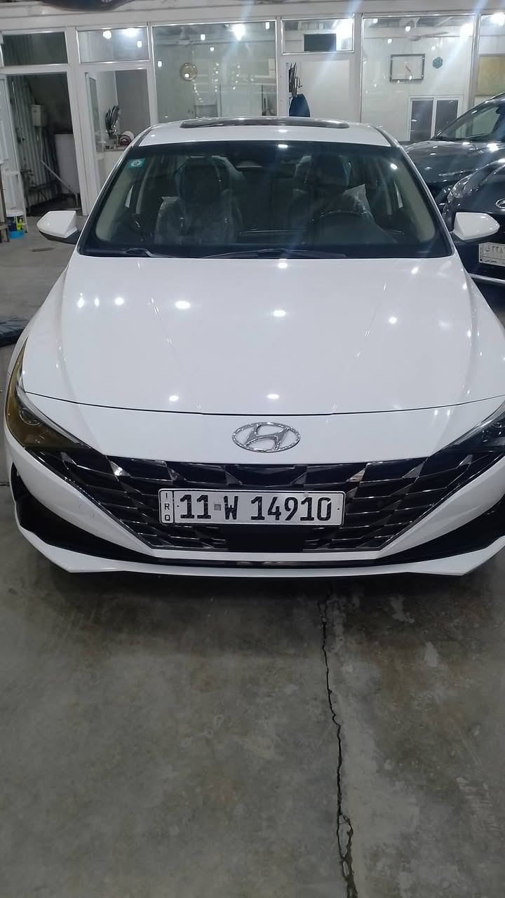 السلام عليكم 
هوانداي النترا موديل 2021 وارد كندي حادثها موضح في الصور وبها مكانين بارد السياره مكفوله من التبديل والصبغ بدون دواخل بدون ايرباك المواصفات محرك 2000 دوش بصمه فتحه رادار امامي وجوانب ويل كب لد امامي خلفي كامره وشاشه وحساس كير محرك تبريد مكفول من الفتح ماشيه 49 كيلو هزه وسنويه ورقم جديد بغداد بأسمي السعر 148 وبها مجال بسيط العنوان بغداد الاعظميه قرب ساحة عنتر 
موبايل ***********
