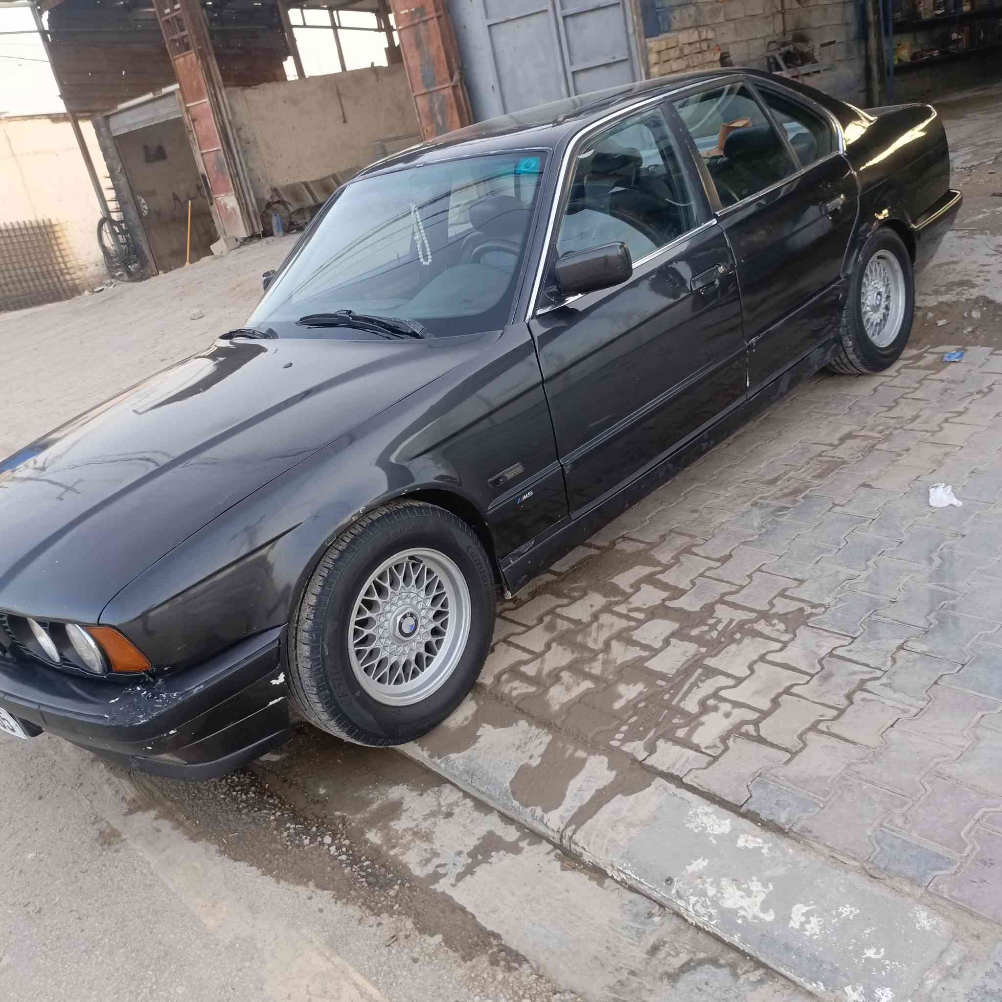 بي ام 5250
اوتو ماتيك مسكر 
موديل 1990
تبريد حداديه جديد 
مصبوغه عام جماليه 
كير جديد ستوني شاده 
مكينه سته سلندر 
رقم بغداد بااسمي 
مكينه بيهه تنقيص قليل 
مكاني نجف 
للاستفسار ‏‪***********‬‏
سعره 55 وبيهه مجال
