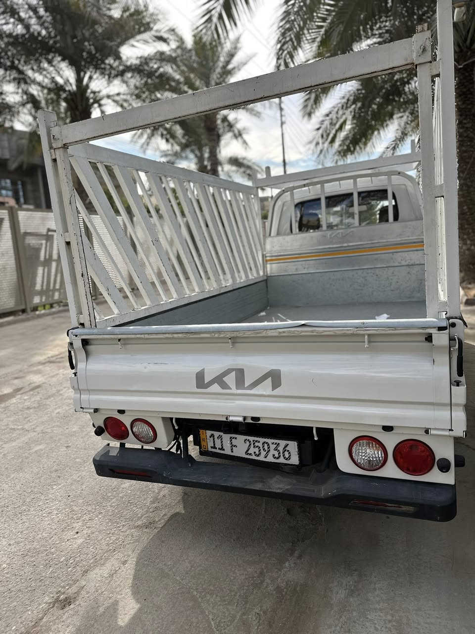 السلام عليكم اخواني
كيا بنكو نثيه ٢٠٢٥ 

سياره مكفوله ماعدا هاي طخه بالبنيد ودعاميه مابيه اي كسر فقط مطعوجه ولباب مال بدي ايضا بي طخه بسيطه وباقي السياره مكفول من الرصعه ولشخط 
سياره جديده وماشيه ١٠ الاف فقط 

ايضا مكينه مكفوله اي نقص مابيه سياره 
مكانه بغداد شهداء البياع 
سعر السياره ١٦٨ ورقه وبيه مجال 
للاستفسار ***********
